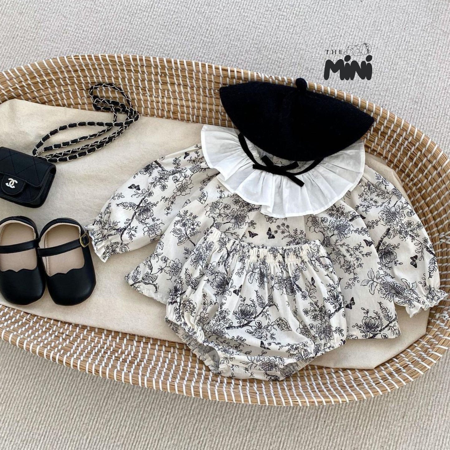 Set áo váy hoa nhí style Hàn - Trắng Đen - Set 2 món áo kèm quần - A077