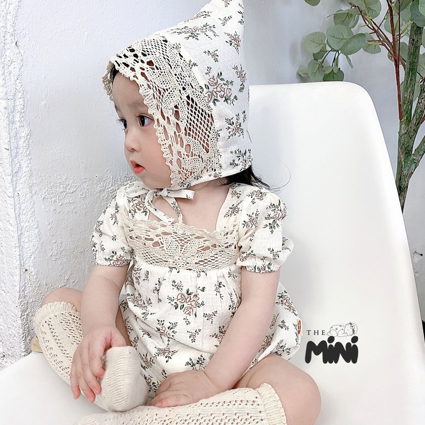 Bodysuit Hoa Nhí Korea - Set bodysuit kèm nón - A049